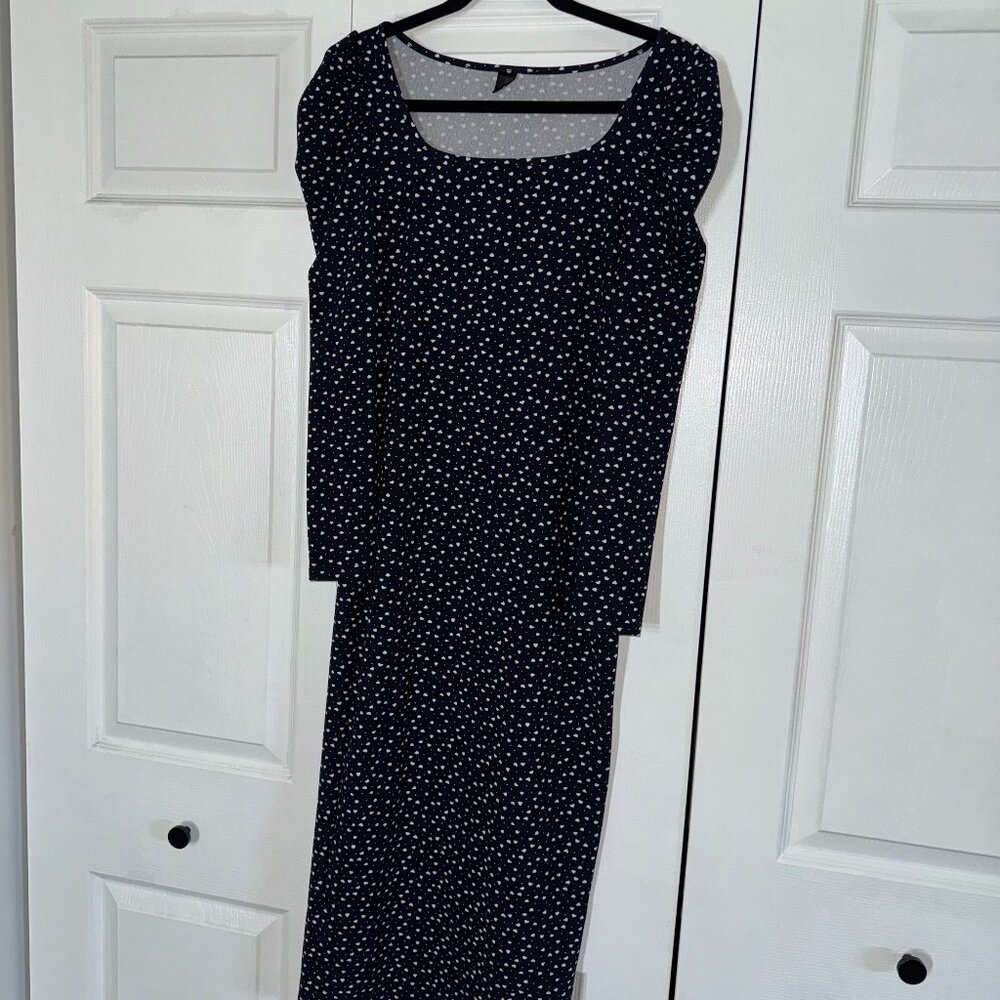 Poof shoulder fitted dress